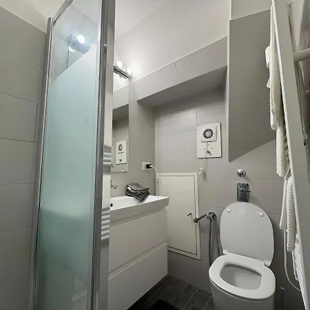San Siro Apartment, Daire